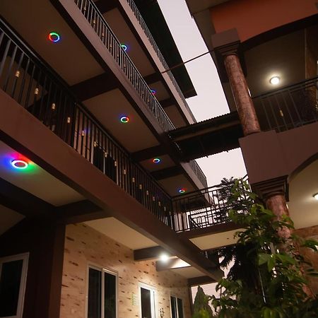 Homey Lodge Kumasi Zewnętrze zdjęcie