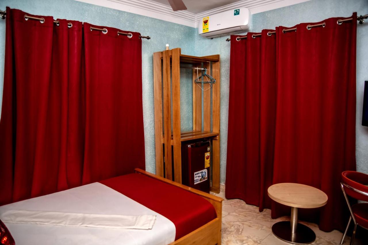 Homey Lodge Kumasi Zewnętrze zdjęcie