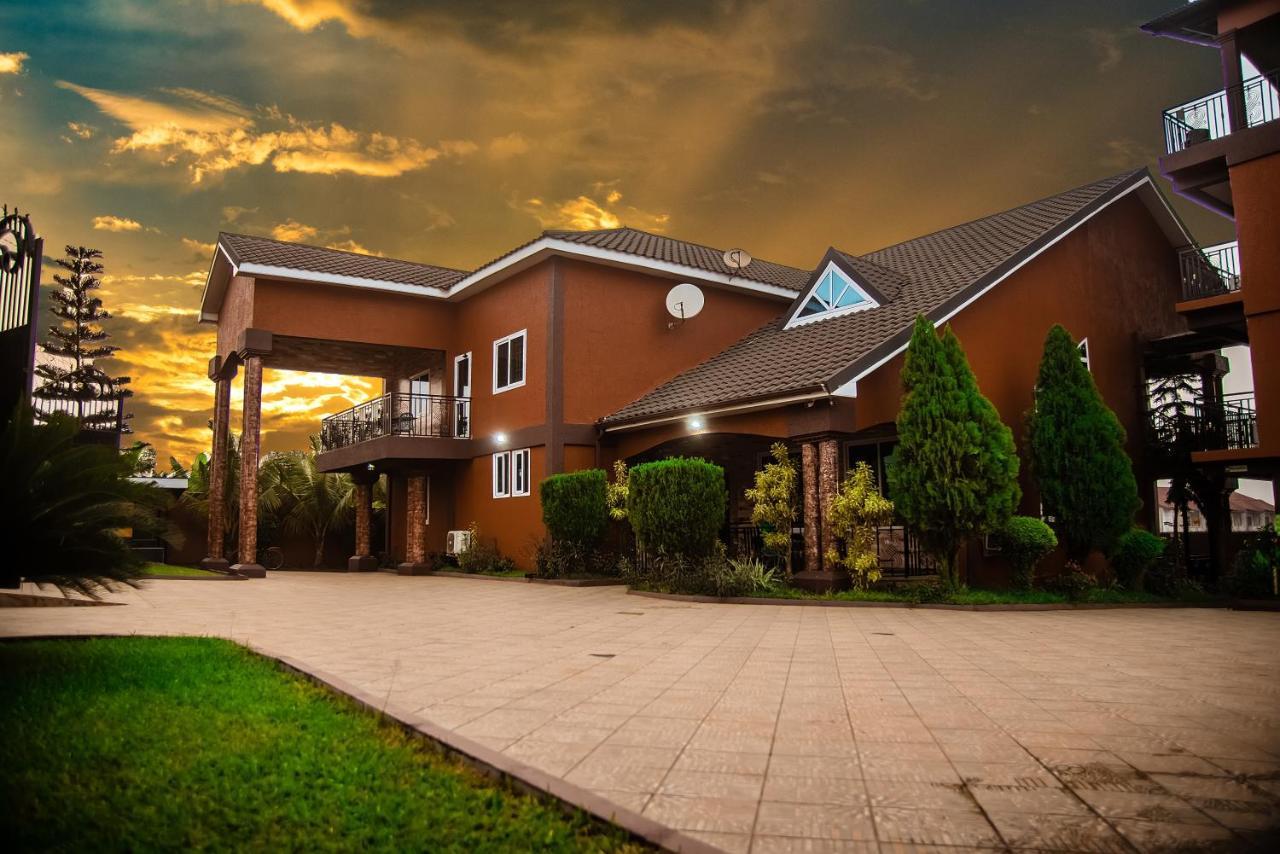 Homey Lodge Kumasi Zewnętrze zdjęcie