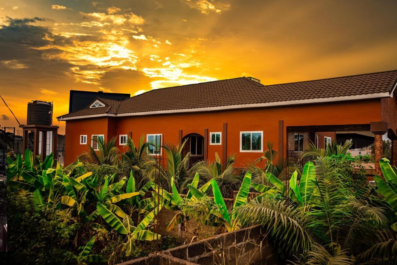 Homey Lodge Kumasi Zewnętrze zdjęcie