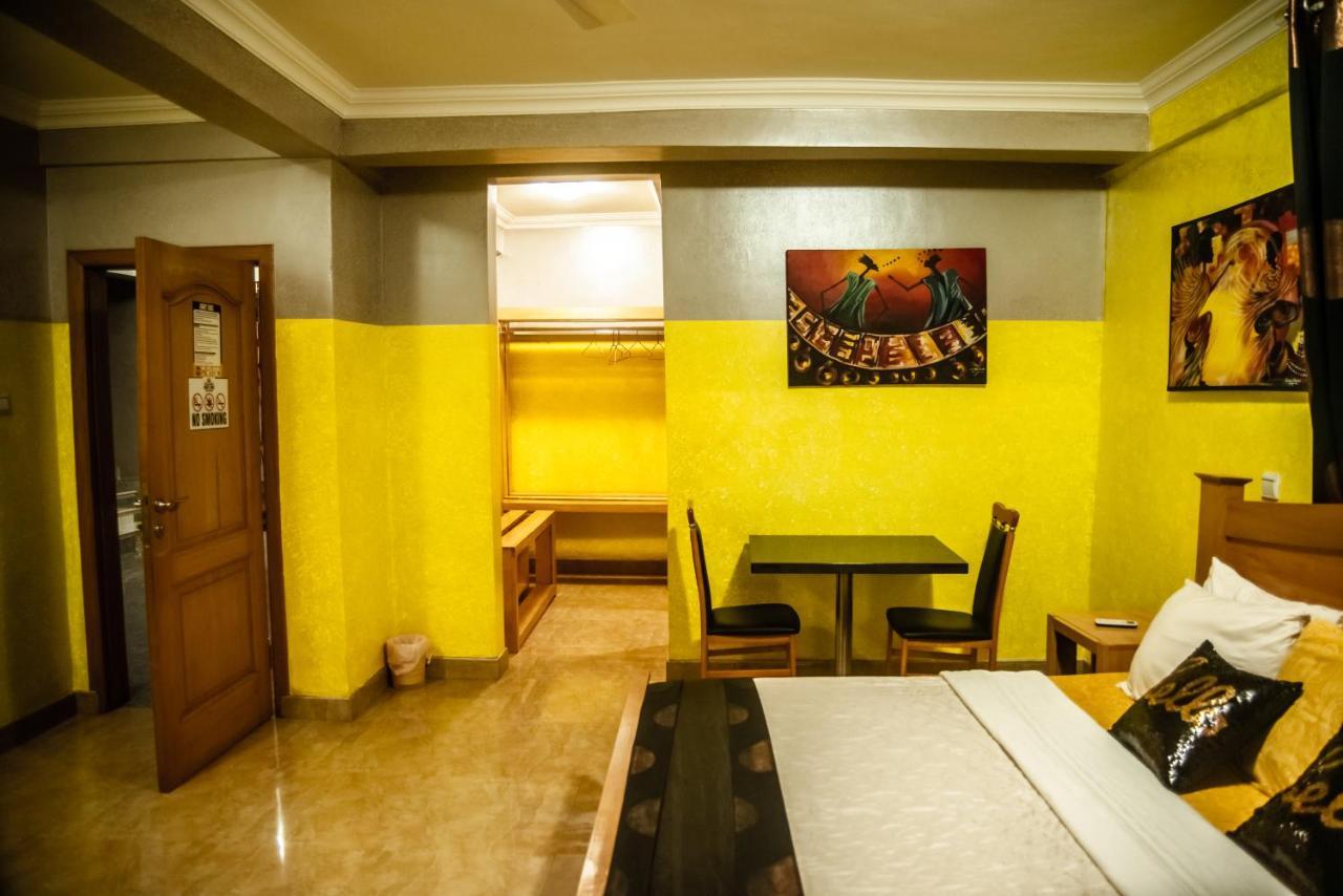 Homey Lodge Kumasi Zewnętrze zdjęcie